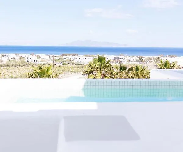 Casa Vitae 5* Kamari (Santorini)